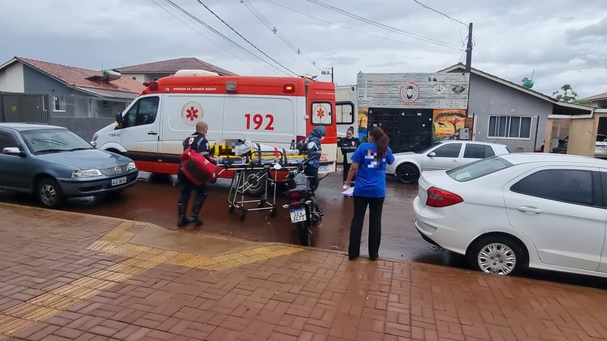 Adolescente cai de escada no Colégio Andreia Neres e fica ferida