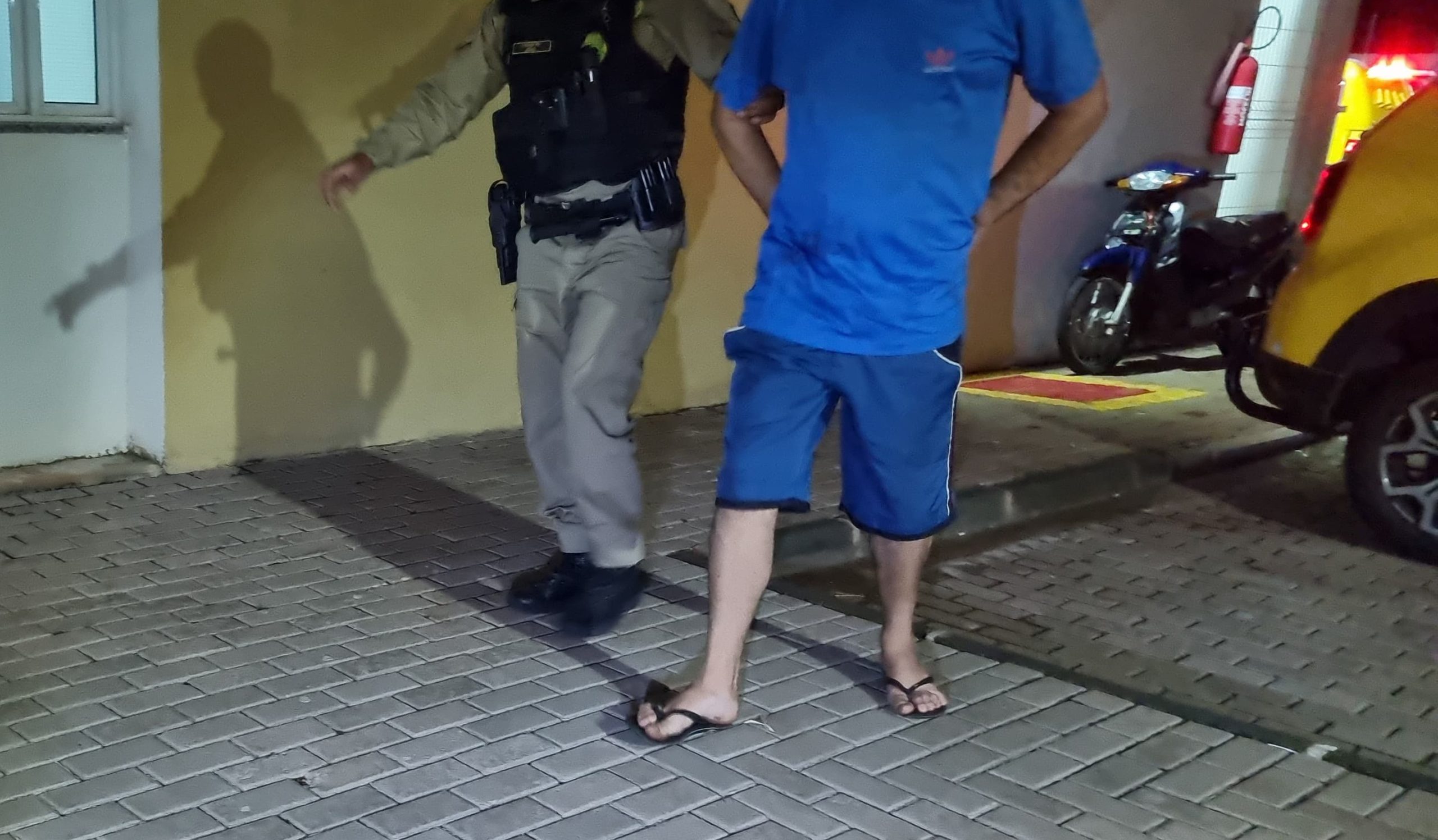 PM detém homem após briga familiar no bairro Brasília