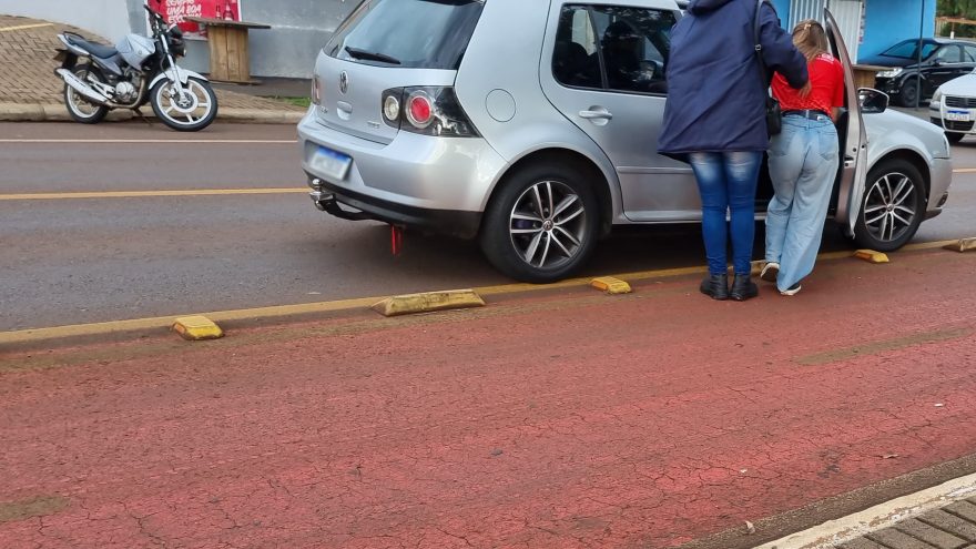 Mulher é vítima de atropelamento na Avenida Tito Muffato
