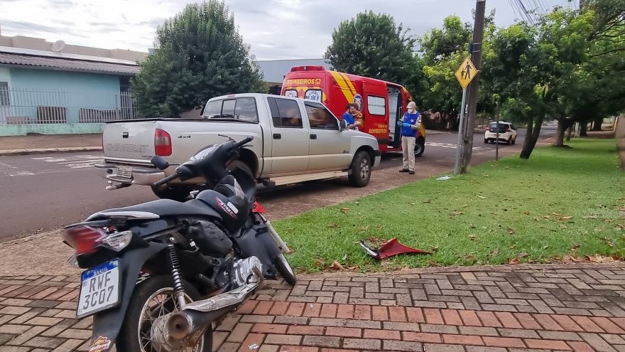 Motociclista fica ferido após colisão entre S10 e Honda Biz no Universitário