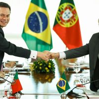 Imagem referente a Brasil e Portugal assinam 19 acordos bilaterais
