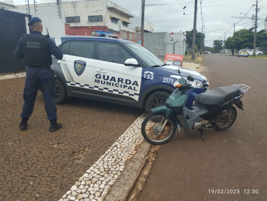 Homem é detido com Biz que foi furtada no ano passado
