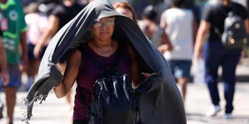 Calor em escolas é mais extremo nas cozinhas, alerta sindicato do Rio Imagem referente a Calor em escolas é mais extremo nas cozinhas, alerta sindicato do Rio