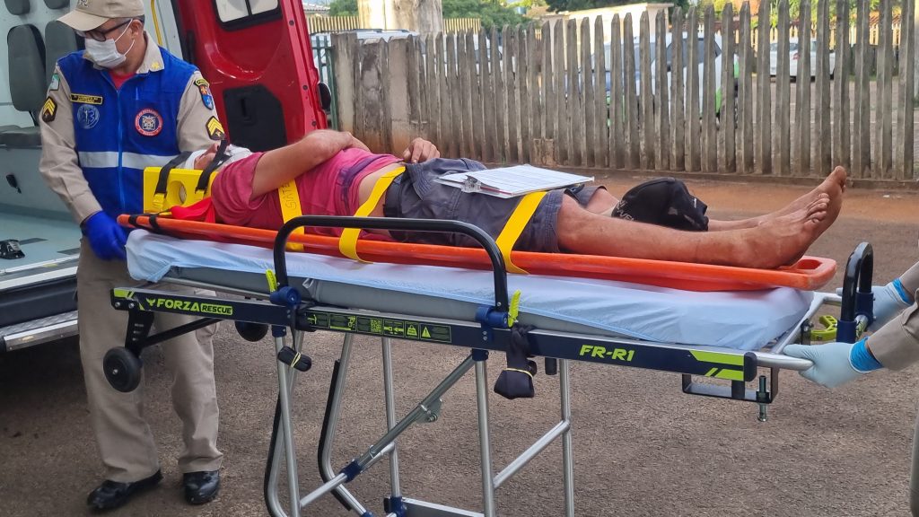 Homem fere a cabeça ao sofrer queda às margens da BR-277