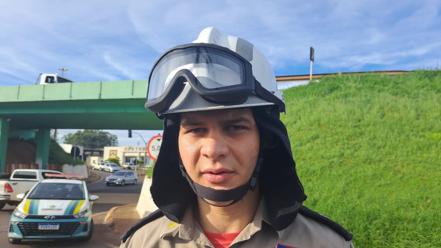 “Quatro ocupantes, sendo duas crianças, mas todas com ferimentos leves”, afirma tenente dos Bombeiros