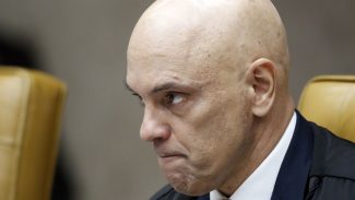Vídeo mostra Moraes questionando Cid sobre omissões em delação