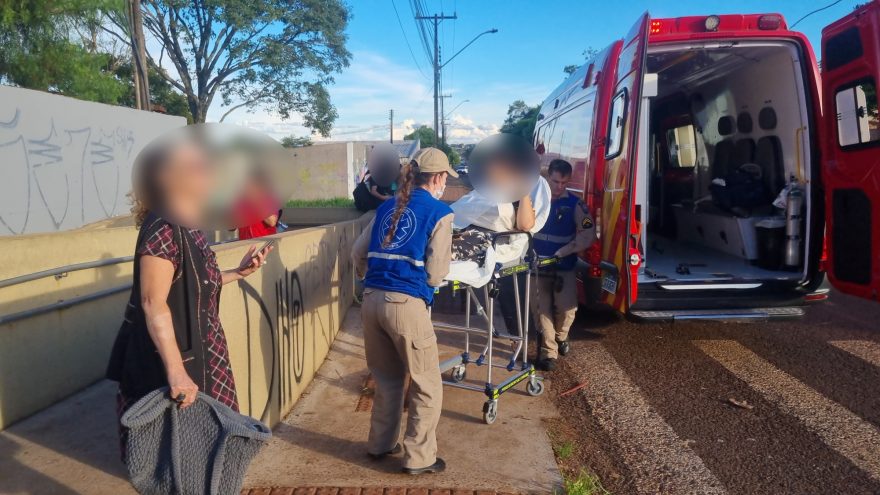 Professora sofre queda e fica ferida em colégio de Cascavel