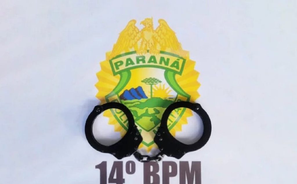 Homem acena para policiais e informa ser procurado pela justiça em Itaipulândia