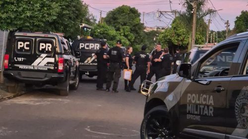 Forças de Segurança prendem três em operação contra atos violentos em protesto em Londrina Imagem referente a Forças de Segurança prendem três em operação contra atos violentos em protesto em Londrina