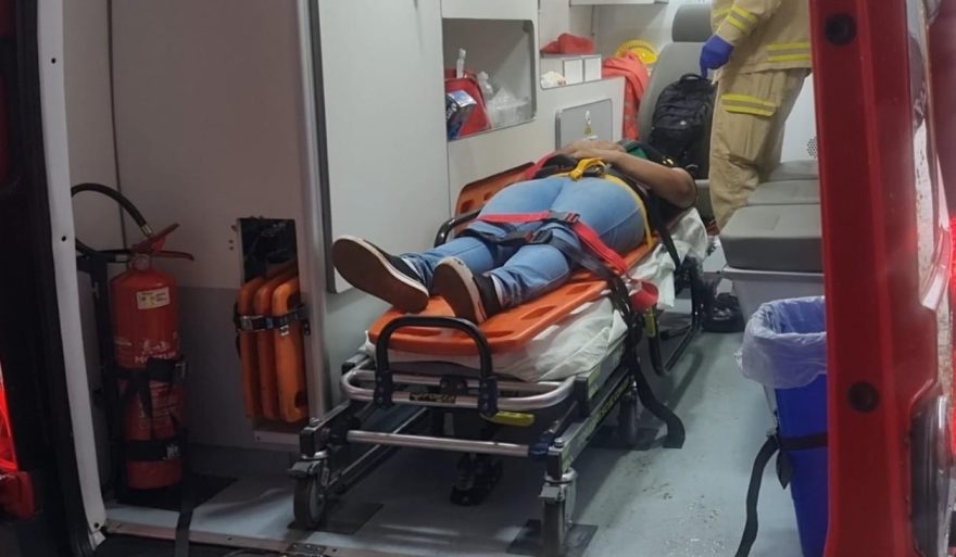 Passageira é atropelada por moto do descer de ônibus na BR-277, em Cascavel