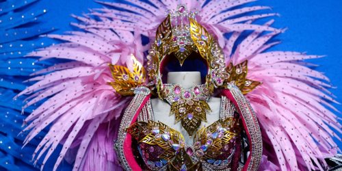 Beija-Flor vai homenagear Laíla, mestre dos carnavais Imagem referente a Beija-Flor vai homenagear Laíla, mestre dos carnavais