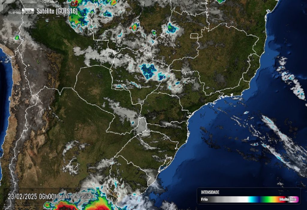 Domingo deve ser quente com chance de chuvas isoladas à tarde e máxima de 30°C em Cascavel