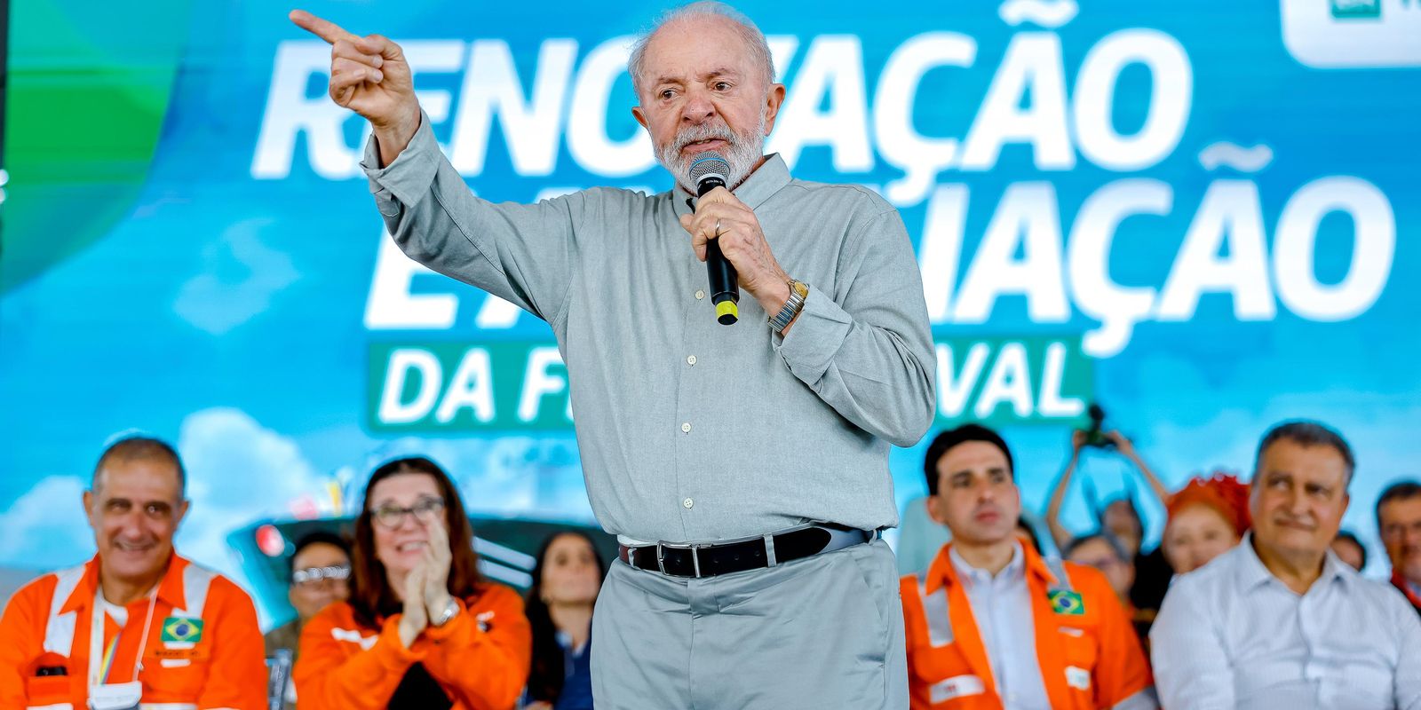 Lula diz que combustíveis fósseis vão financiar a transição energética Lula diz que combustíveis fósseis vão financiar a transição energética