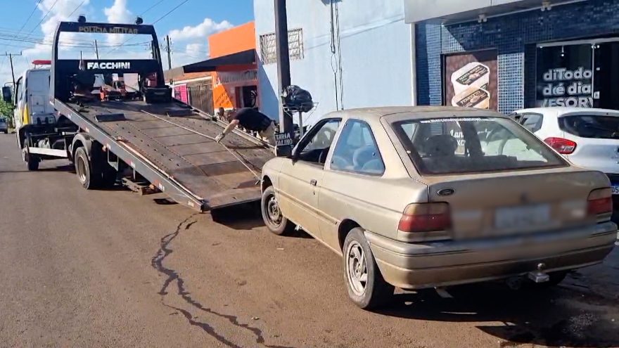 Escort que se envolveu em acidente na Rua Minas Gerais é apreendido; condutor tinha 17 anos