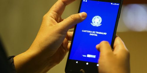 Brasil criou 137,3 mil postos formais de trabalho em janeiro Imagem referente a Brasil criou 137,3 mil postos formais de trabalho em janeiro
