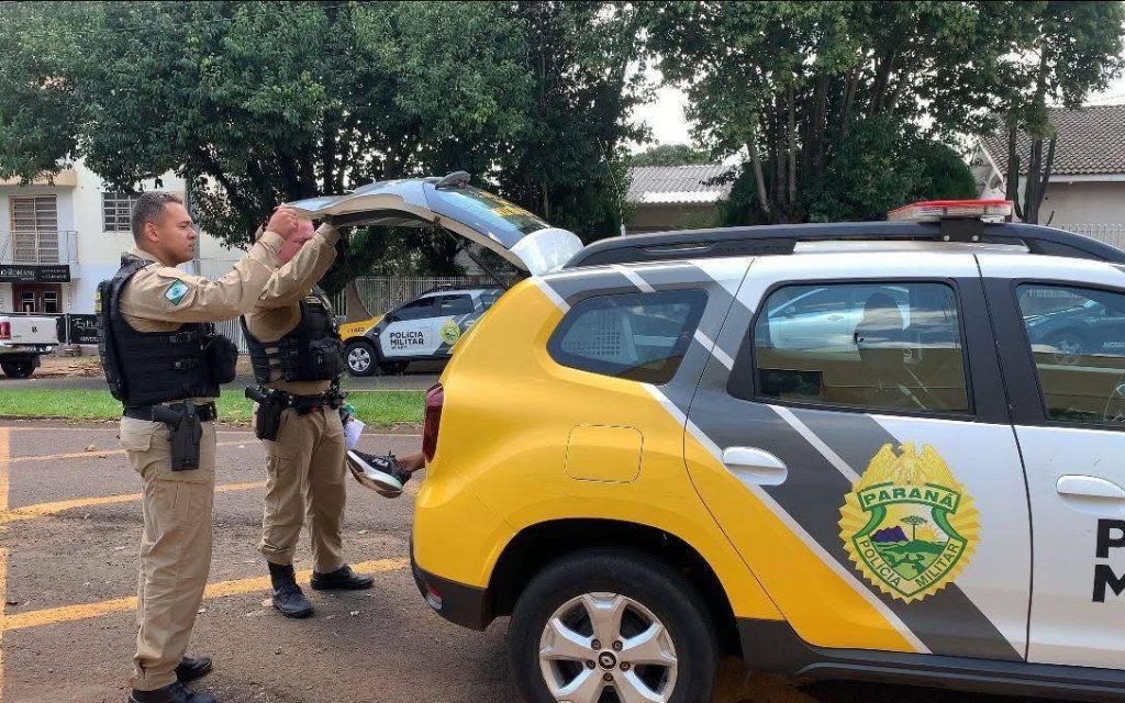 Homem é preso após invadir capela e furtar castiçais, velas, coroa e imagem de Nossa Senhora Homem é preso após invadir capela e furtar castiçais, velas, coroa e imagem de Nossa Senhora