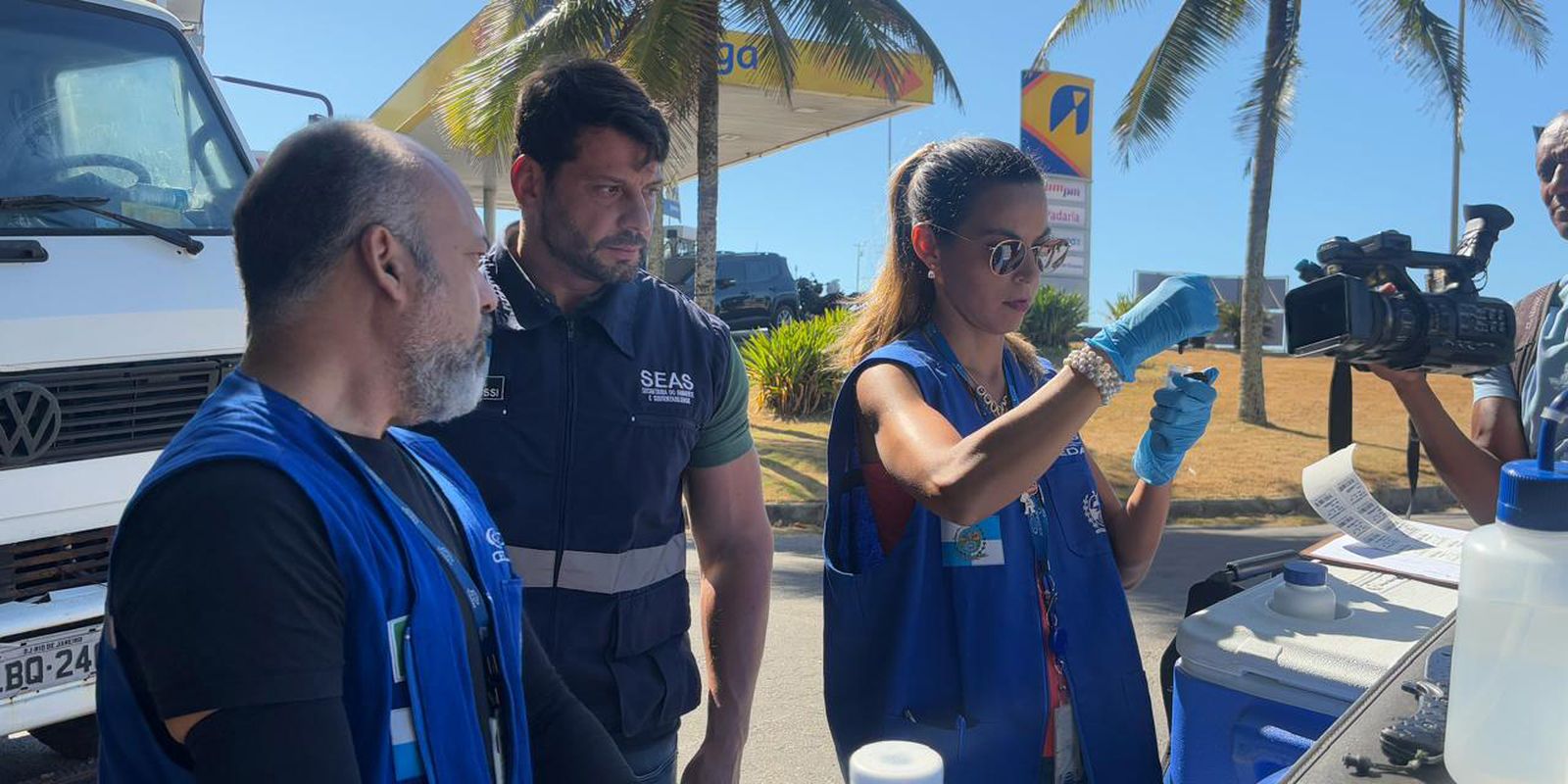 RJ: 70% das fábricas de gelo inspecionadas têm irregularidades RJ: 70% das fábricas de gelo inspecionadas têm irregularidades