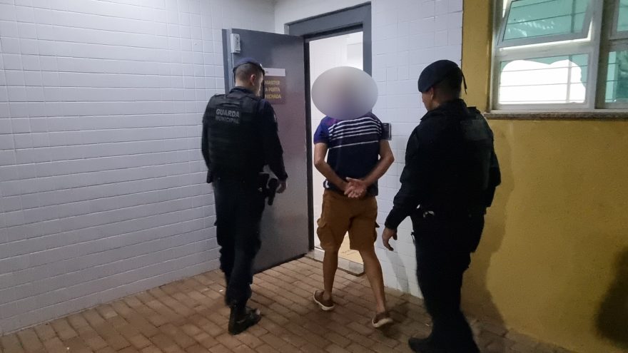 Homem ameaça trabalhadores de albergue no Bairro parque São Paulo
