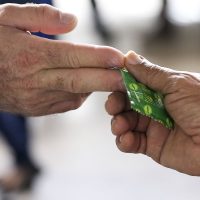 Imagem referente a Rio distribui preservativos e informações sobre IST/Aids no carnaval