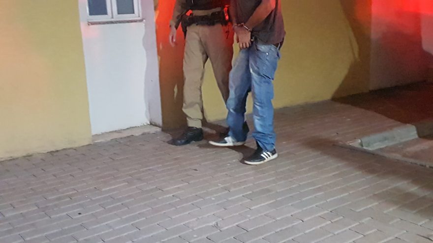 Homem armado com faca invade a casa da ex- companheira em Corbélia