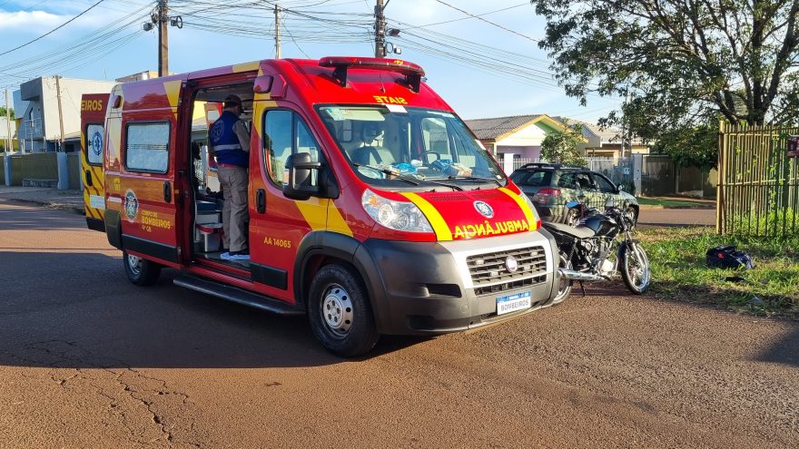 Mulher e adolescente ficam feridos após acidente no Bairro Esmeralda