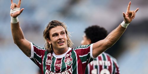 Fluminense goleia e se aproxima da decisão do Campeonato Carioca Imagem referente a Fluminense goleia e se aproxima da decisão do Campeonato Carioca