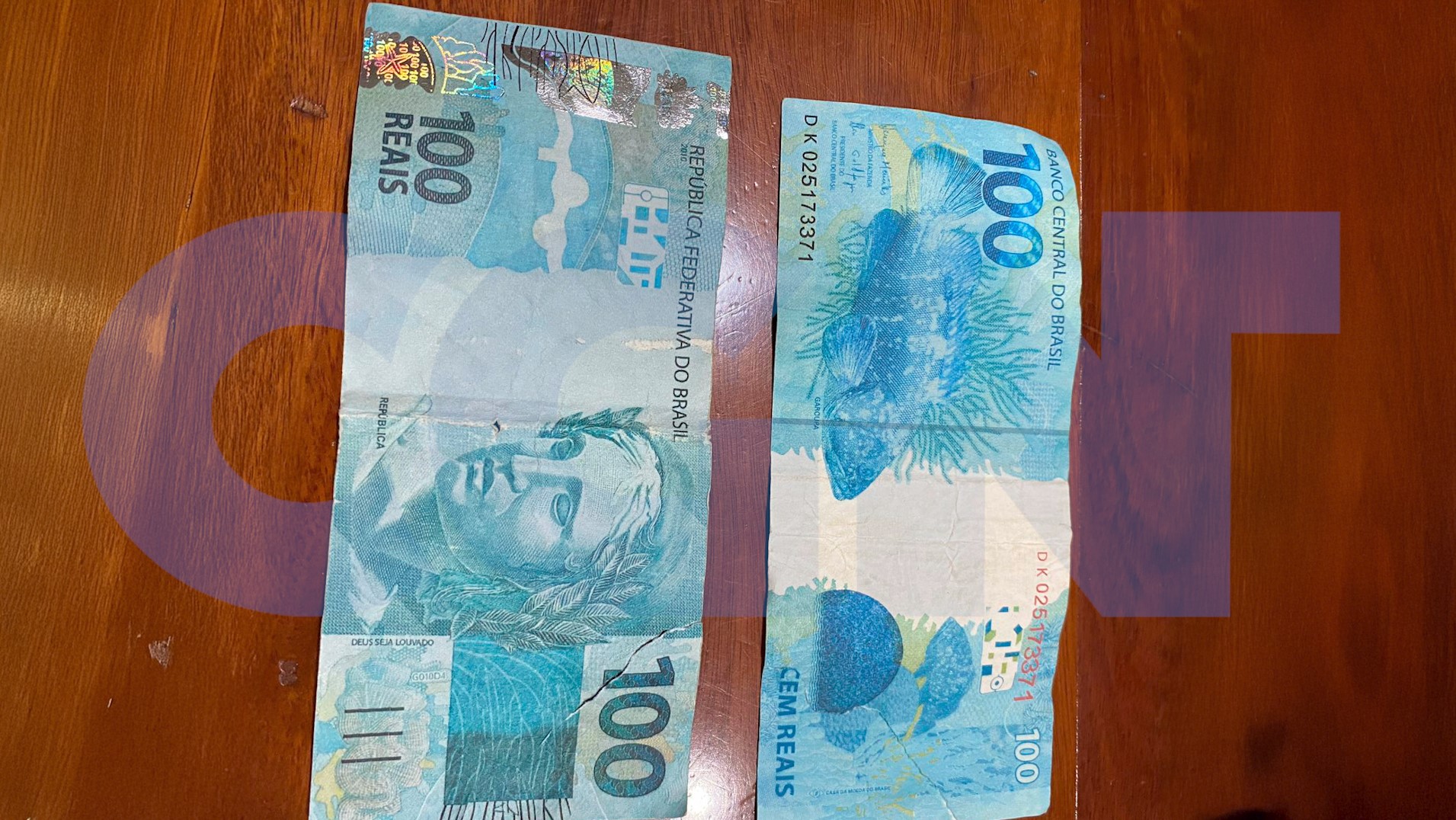 Golpista utiliza notas falsas para comprar pizza em Cascavel