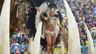 Desfile na Sapucaí terá mais quatro escolas nesta segunda-feira