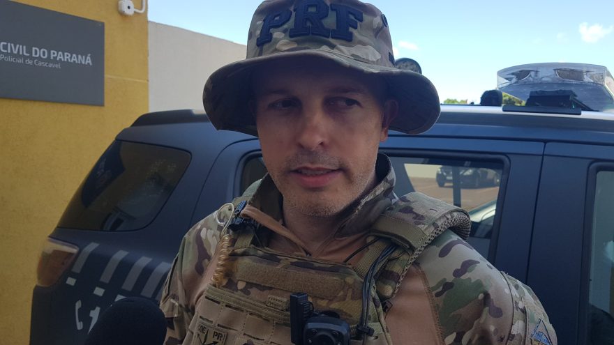 Caminhão estava sendo carregado com maconha em clube de Cascavel, diz PRF