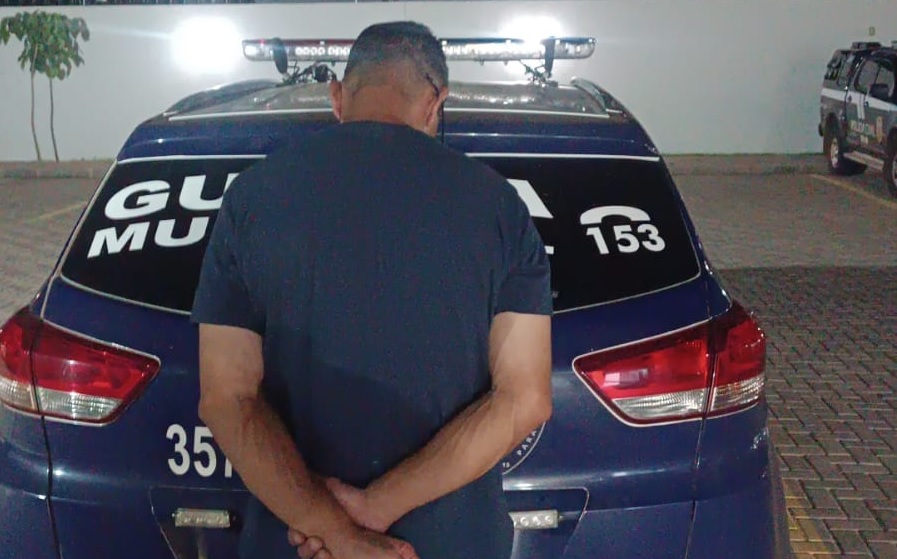 Homem é detido por violência doméstica no Bairro Canadá