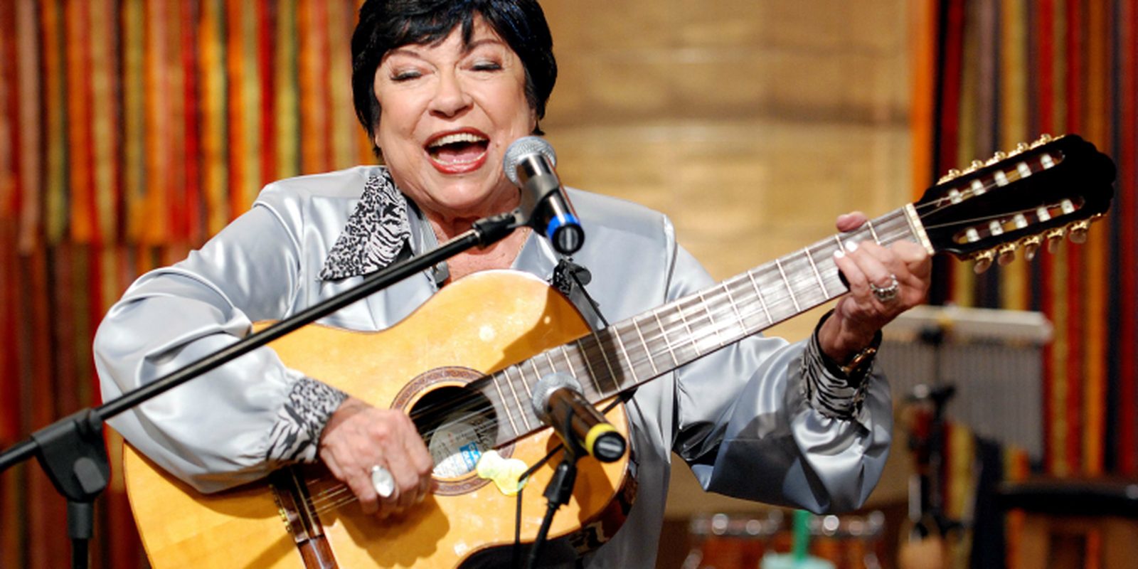 Cultura caipira: nascimento de Inezita Barroso completa 100 anos hoje Cultura caipira: nascimento de Inezita Barroso completa 100 anos hoje