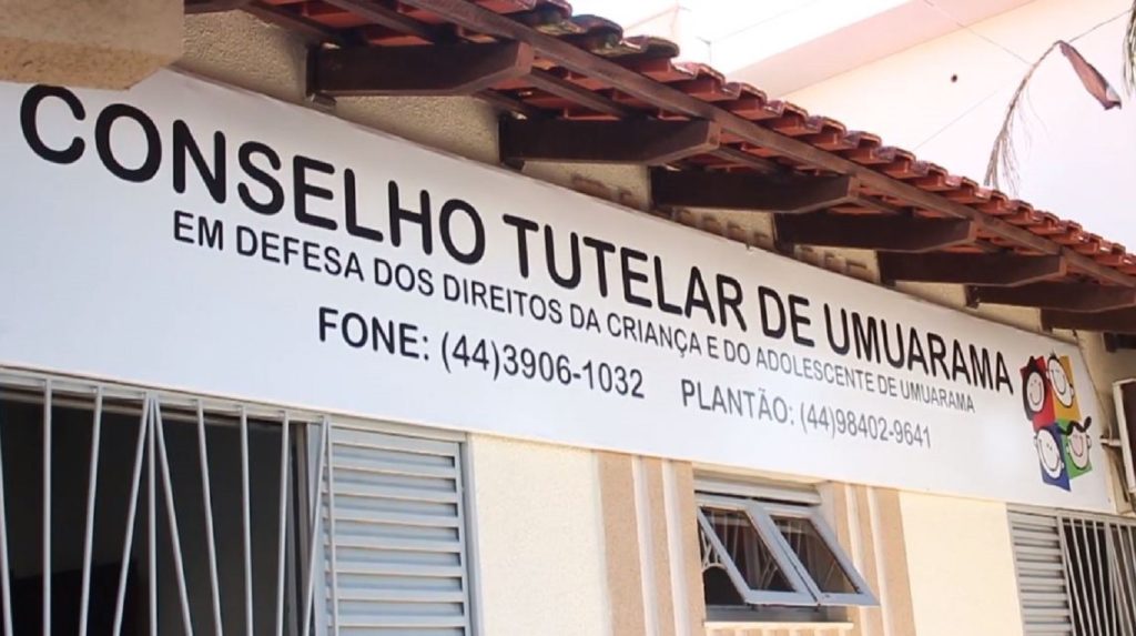 Em Umuarama, adolescentes invadem residência para pegar comida na geladeira