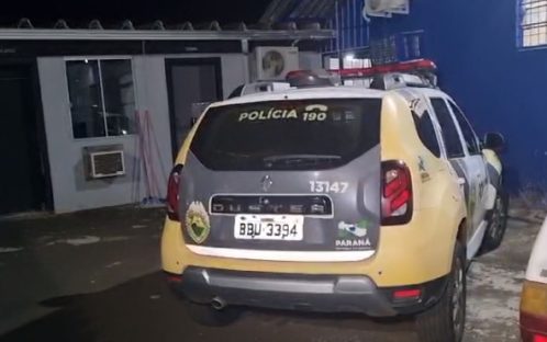 Dupla invade comércio, leva bebidas e dinheiro, mas um acaba preso em Pitanga Imagem referente a Dupla invade comércio, leva bebidas e dinheiro, mas um acaba preso em Pitanga