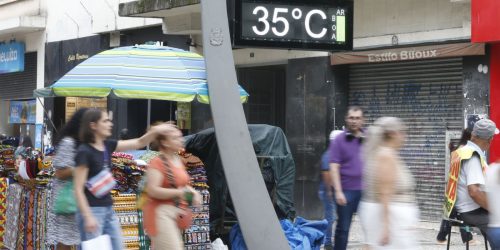 Defesa Civil renova alerta de altas temperaturas em SP até domingo Imagem referente a Defesa Civil renova alerta de altas temperaturas em SP até domingo