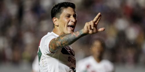 Com direito a gol 100 de Cano, Flu se classifica na Copa do Brasil Imagem referente a Com direito a gol 100 de Cano, Flu se classifica na Copa do Brasil