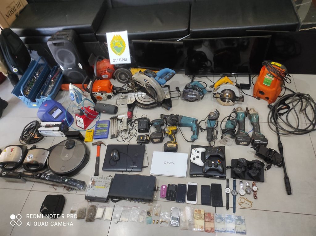 Homem é preso por agredir duas mulheres, tráfico de drogas e receptação
