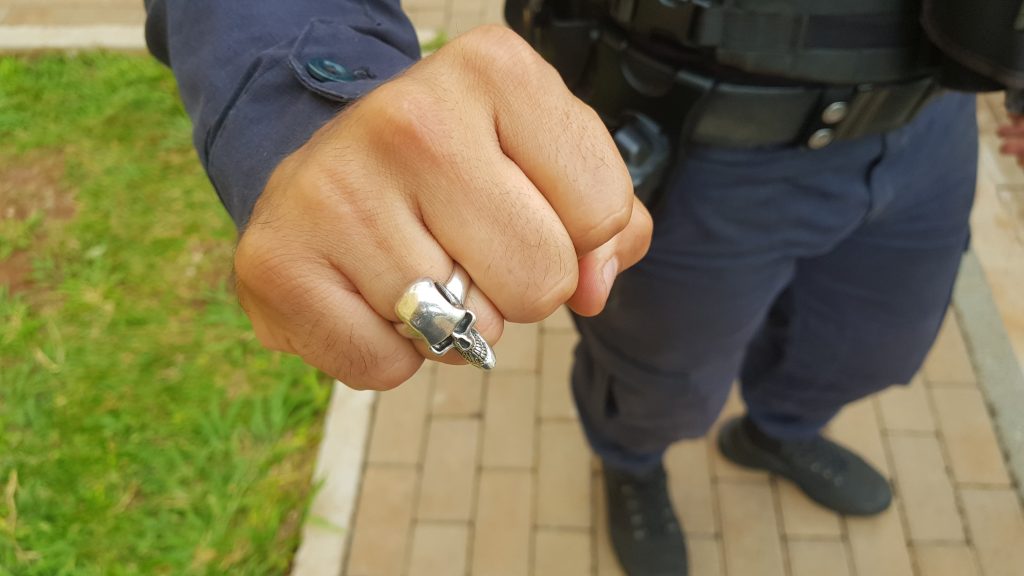 Homem é preso após furtar anel de R$ 600,00 em mercado de Cascavel