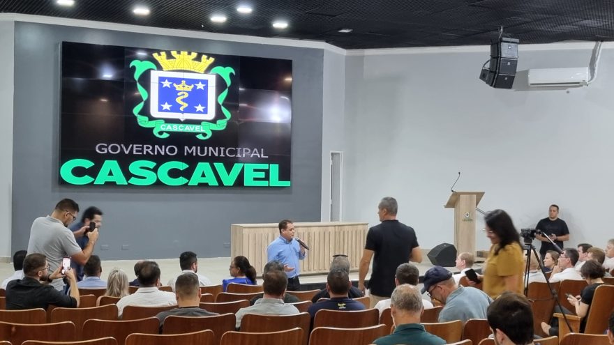 “Não doe esmola! Doe vidas e oportunidades”: Prefeitura realiza ato de conscientização