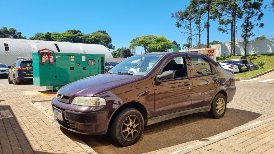 Casal é detido transportando drogas na BR-277 em Cascavel