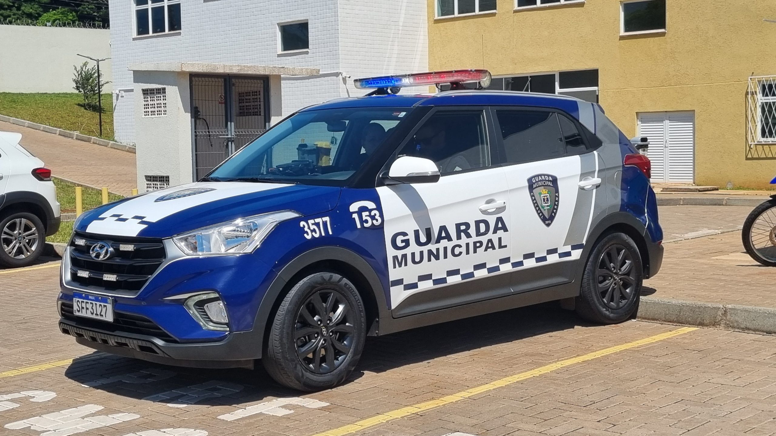 GM detém mulher com mandado de prisão em aberto pelo crime de roubo