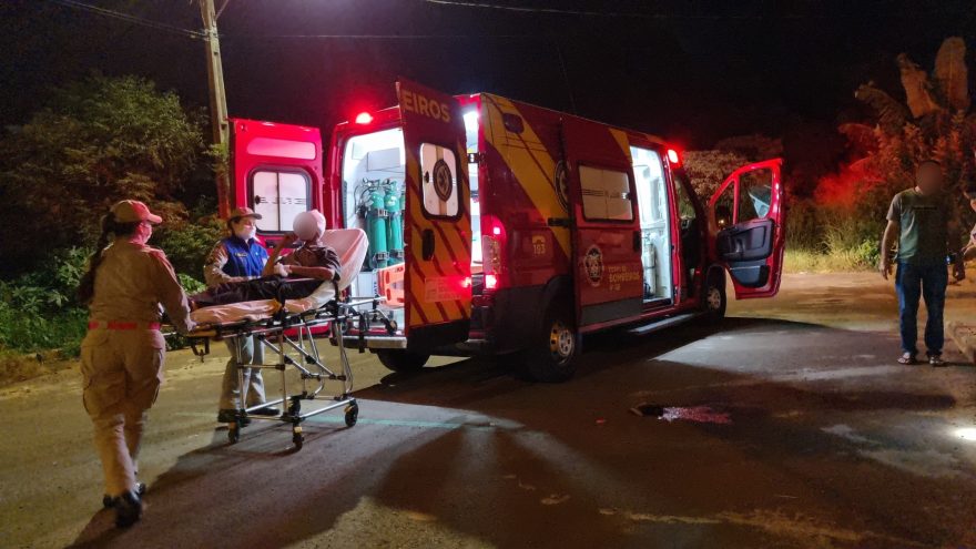 Idoso sofre queda, fere a cabeça e é socorrido pelo Siate no Siena