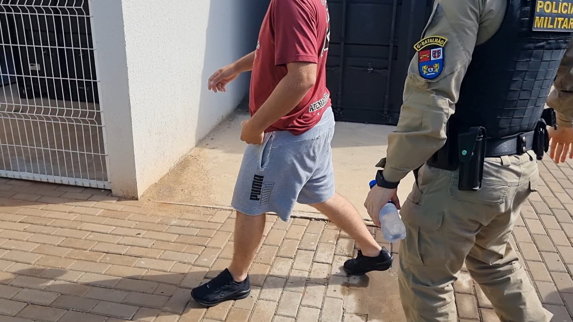 Violência e cárcere no Dia Internacional da Mulher: homem é preso em flagrante
