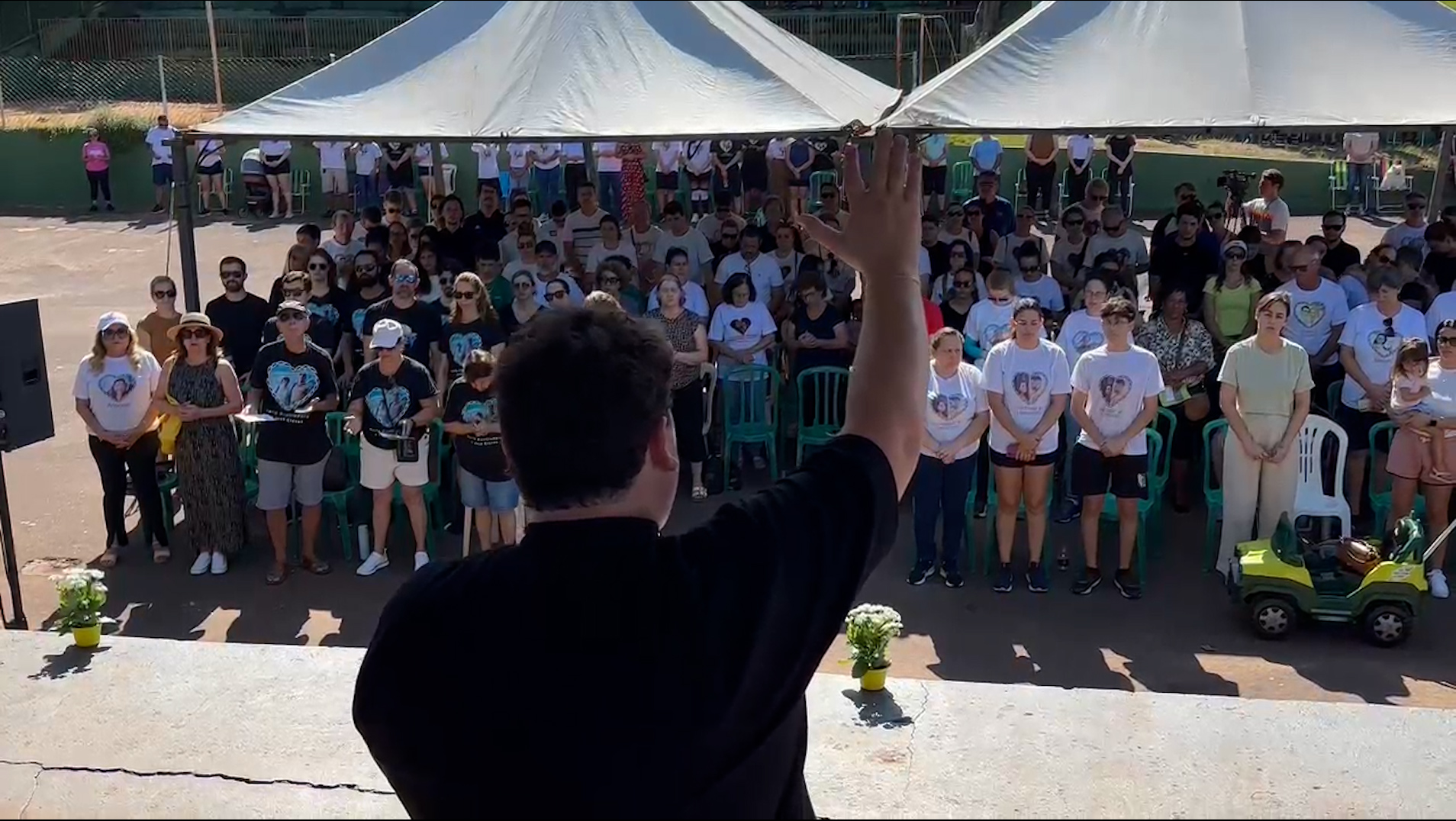 Culto Ecumênico é realizado para homenagear vítimas do voo 2283 Culto Ecumênico é realizado para homenagear vítimas do voo 2283