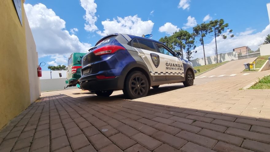 Após ameaçar gerente de mercado, homem é preso pela Guarda Municipal