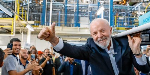 Lula: é dever do governo garantir cenário estável para investimentos Imagem referente a Lula: é dever do governo garantir cenário estável para investimentos