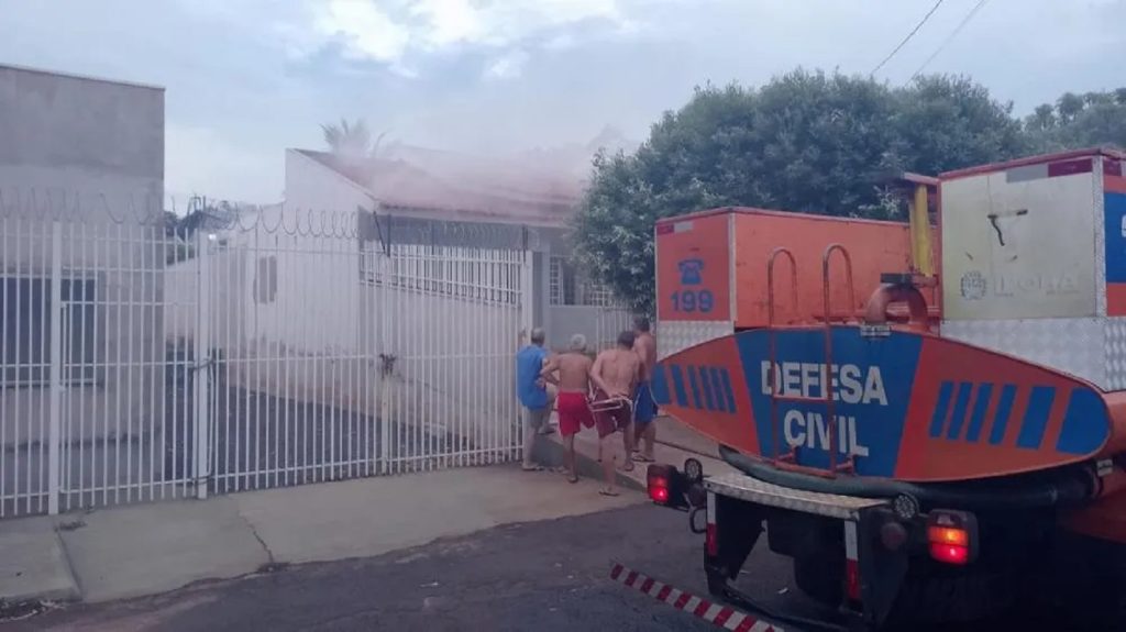 Homem mata, ateia fogo em corpo de ex-mulher e manda mensagem para família confessando o crime em Iporã