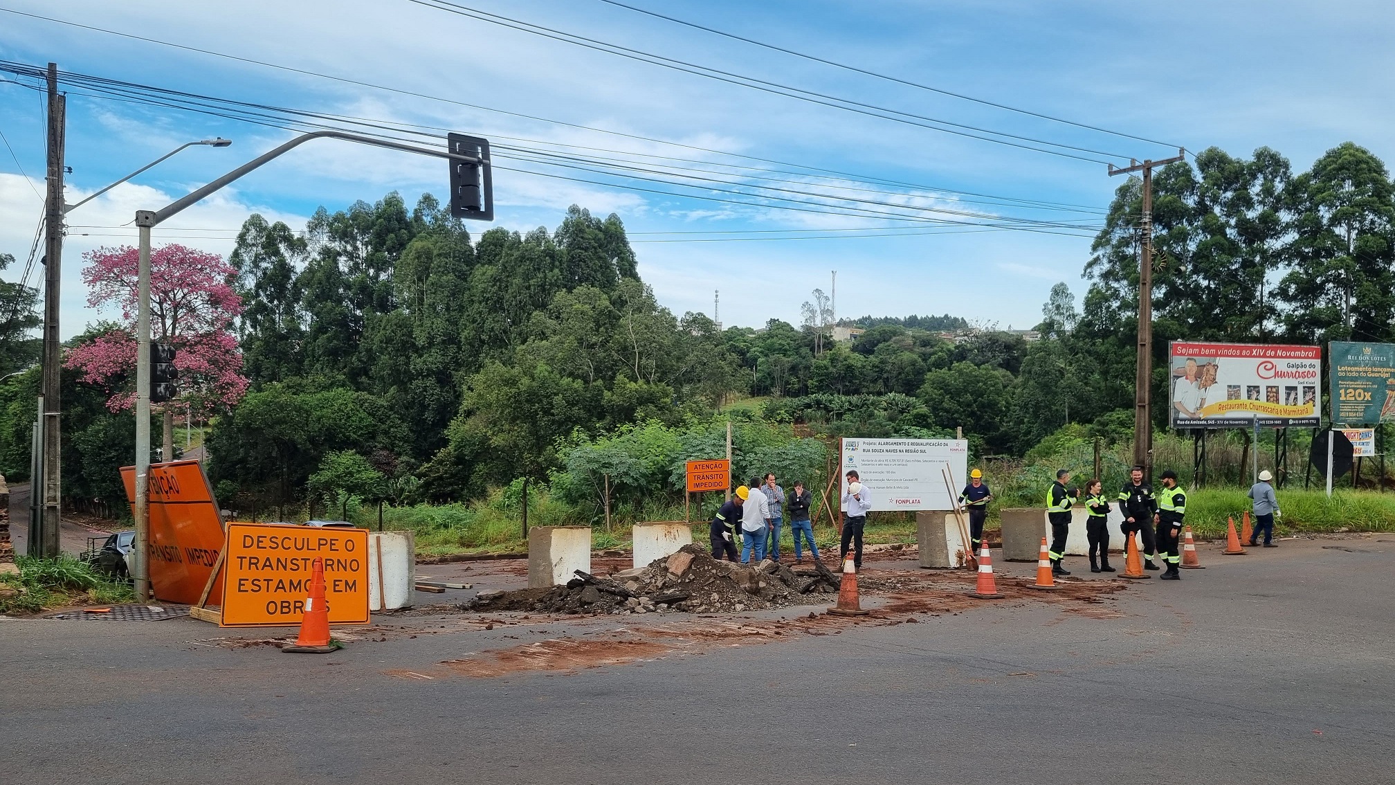 Atenção! Mais uma rua é bloqueada no XIV de Novembro para obras de mobilidade na Rua Souza Naves Sul