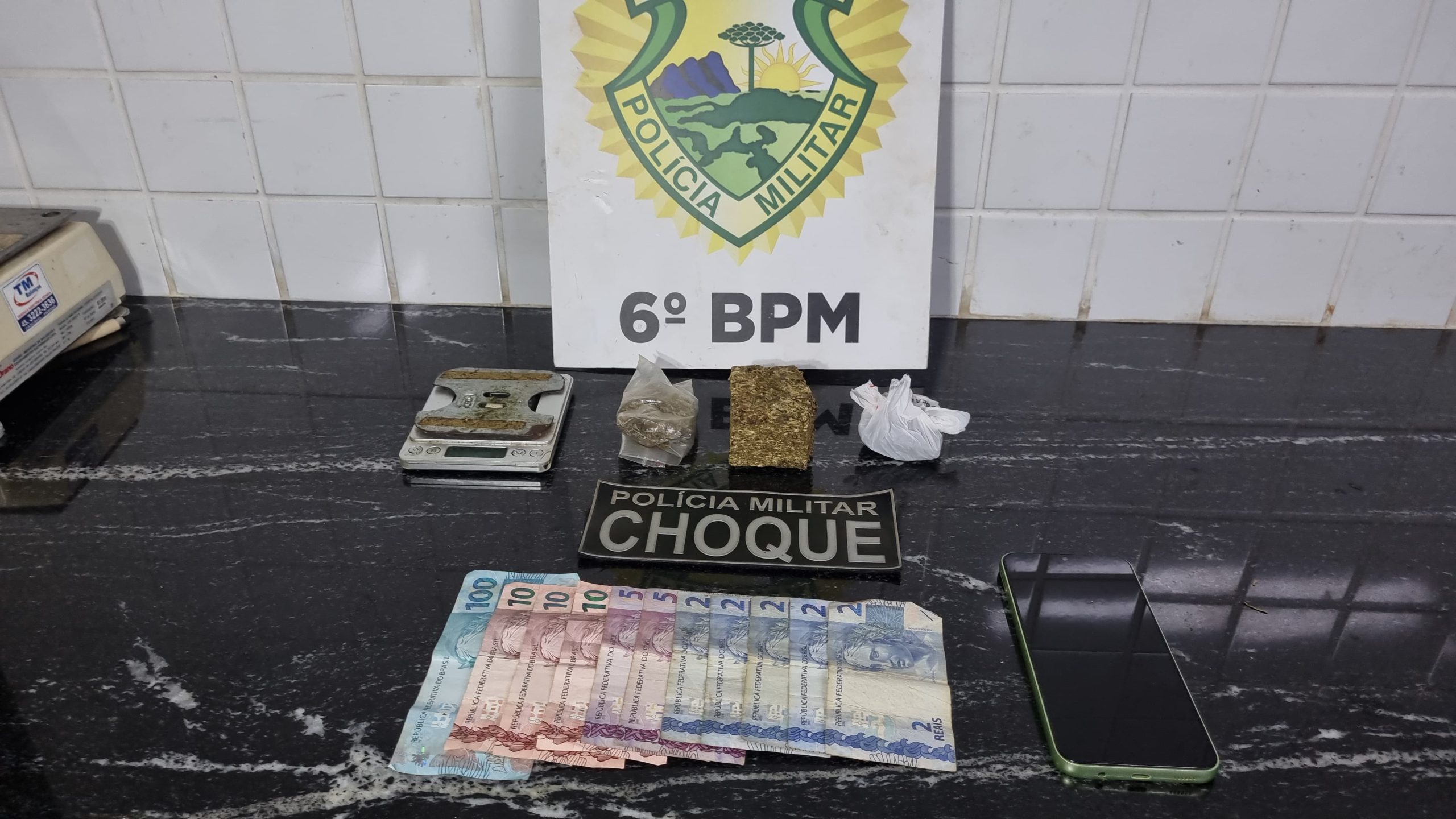 Cadeirante é preso por tráfico de drogas no Conjunto Riviera