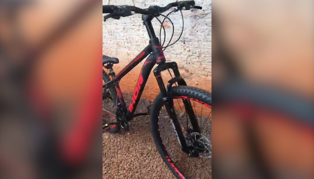 Bicicleta da Marca Thor é furtada em mercado na Av. Papagaios Bicicleta da Marca Thor é furtada em mercado na Av. Papagaios