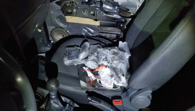 Imagem referente a Jovem é preso transportando 2,5 kg de haxixe marroquino na BR-277 em Cascavel